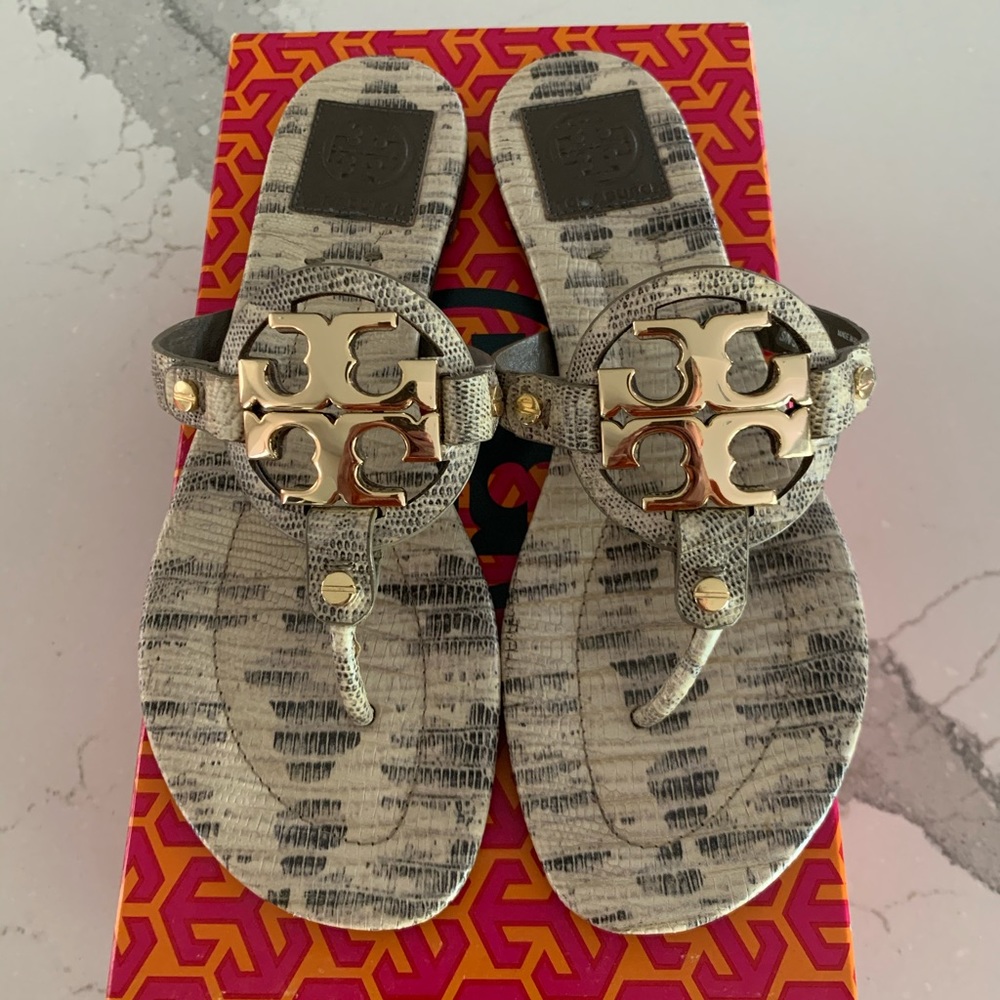 MILLER SANDAL, EMBOSSED LEATHER (snake print)